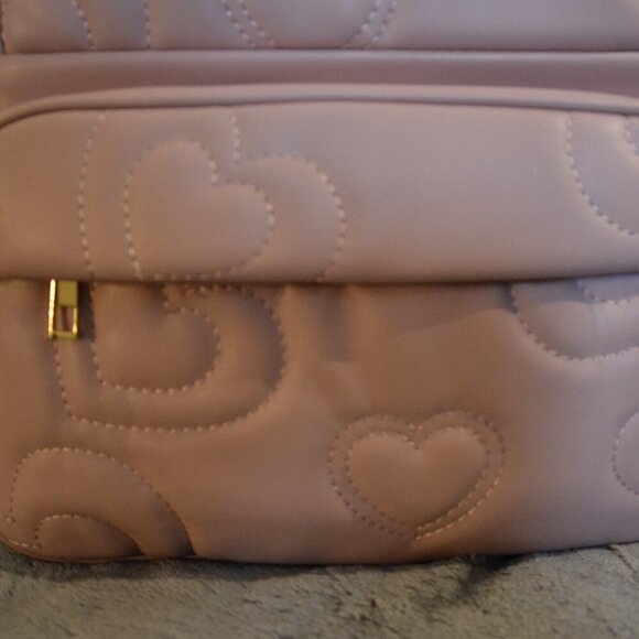 Crush Embossing Heart Quilted Backpack